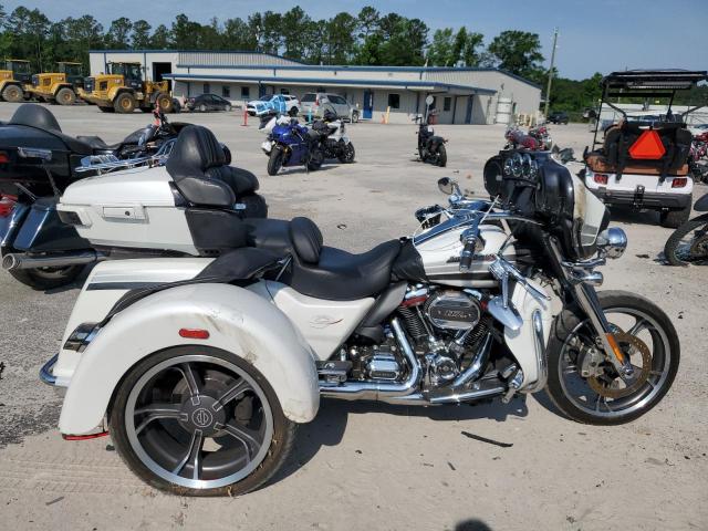  Salvage Harley-Davidson Flhtcutgse