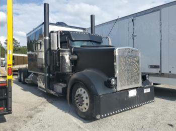  Salvage Kenworth W900