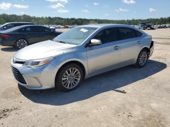  Salvage Toyota Avalon