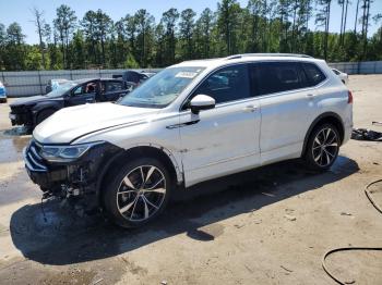  Salvage Volkswagen Tiguan