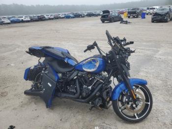  Salvage Harley-Davidson Fl