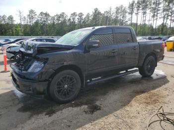  Salvage Nissan Titan