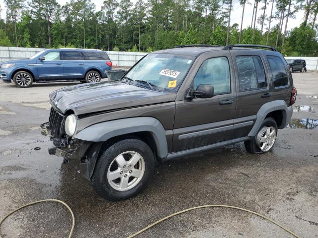 Salvage Jeep Liberty