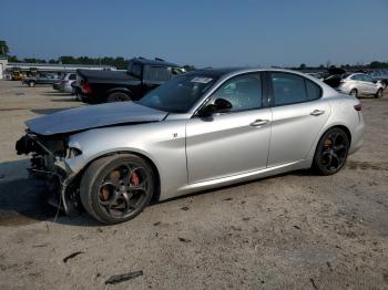  Salvage Alfa Romeo Giulia