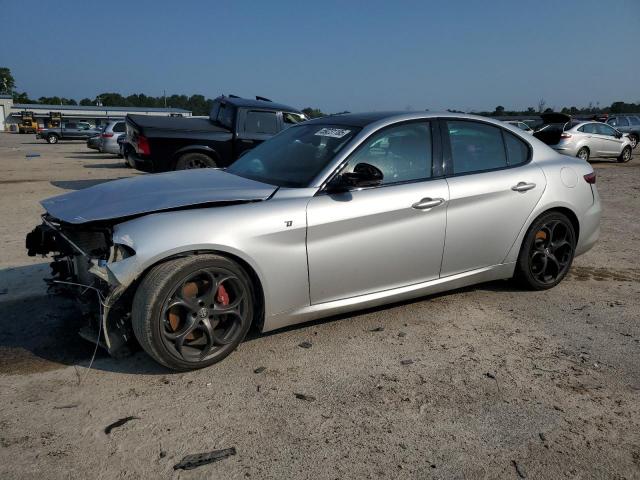  Salvage Alfa Romeo Giulia