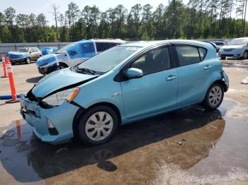  Salvage Toyota Prius