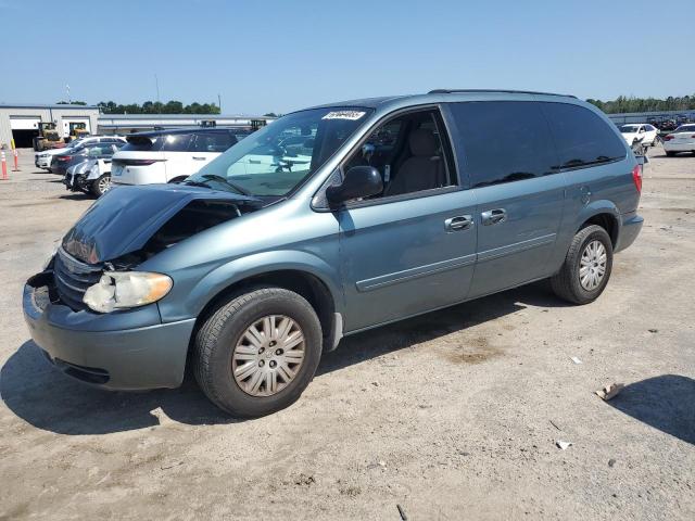  Salvage Chrysler Minivan