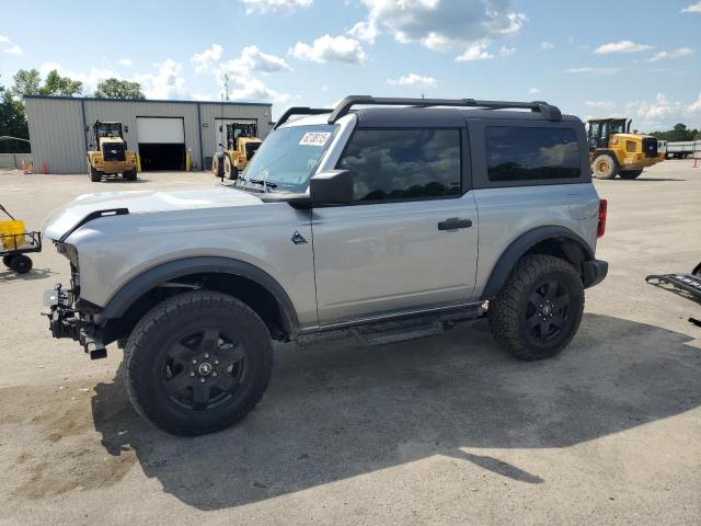  Salvage Ford Bronco