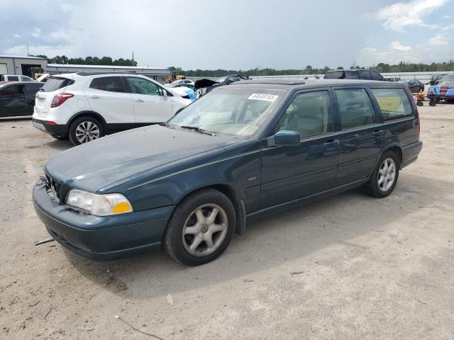  Salvage Volvo V70