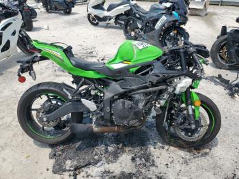  Salvage Kawasaki Zx400 S