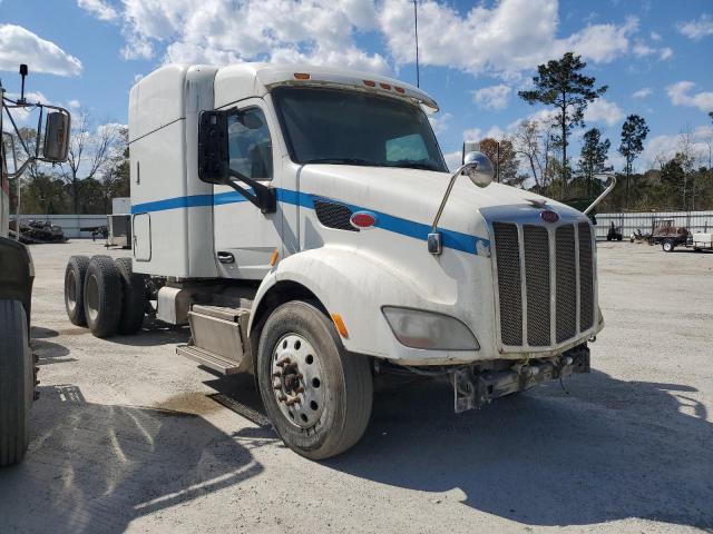  Salvage Peterbilt 579