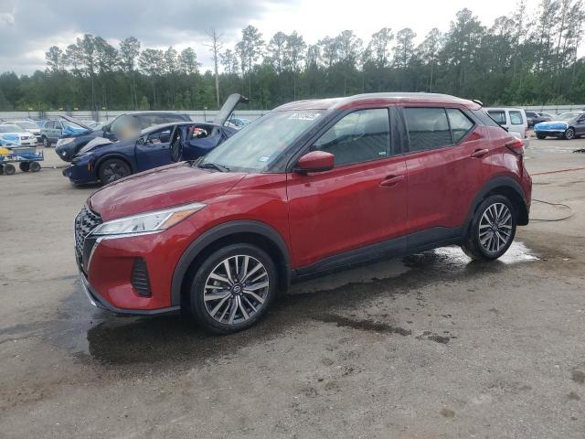  Salvage Nissan Kicks
