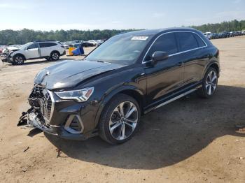  Salvage Audi Q3