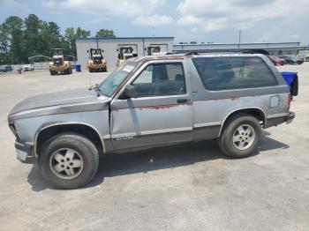  Salvage Chevrolet Blazer