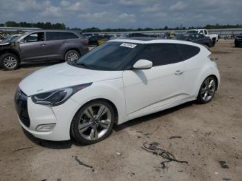  Salvage Hyundai VELOSTER
