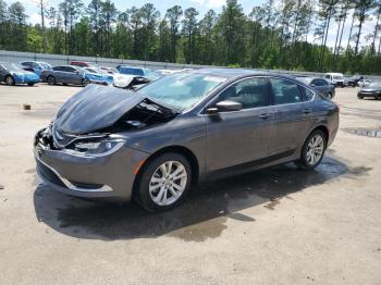  Salvage Chrysler 200