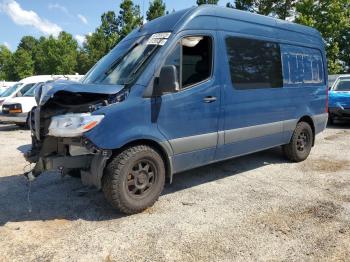  Salvage Mercedes-Benz Sprinter