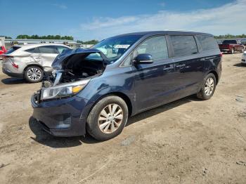  Salvage Kia Sedona