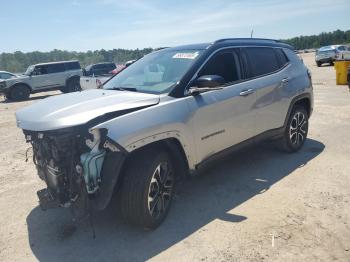  Salvage Jeep Compass