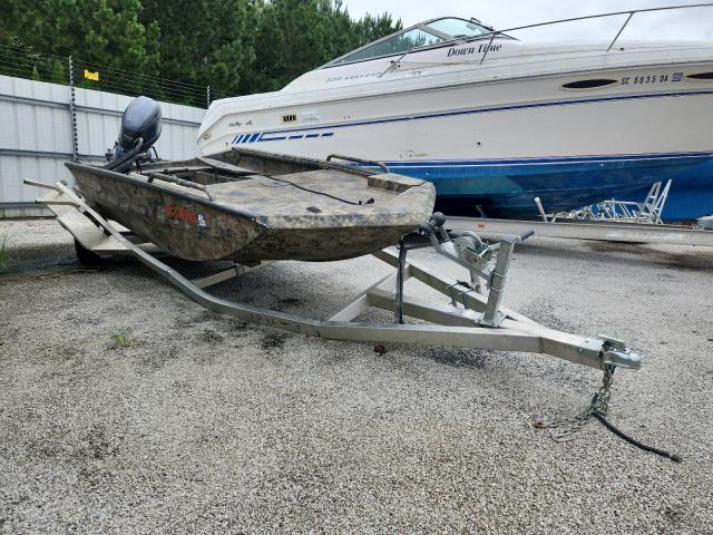  Salvage Boat Boat