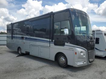  Salvage Winnebago F-530