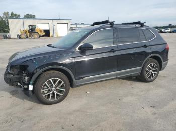  Salvage Volkswagen Tiguan
