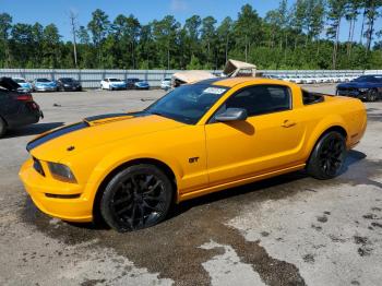  Salvage Ford Mustang