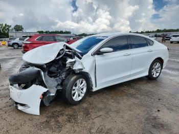  Salvage Chrysler 200