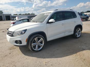  Salvage Volkswagen Tiguan