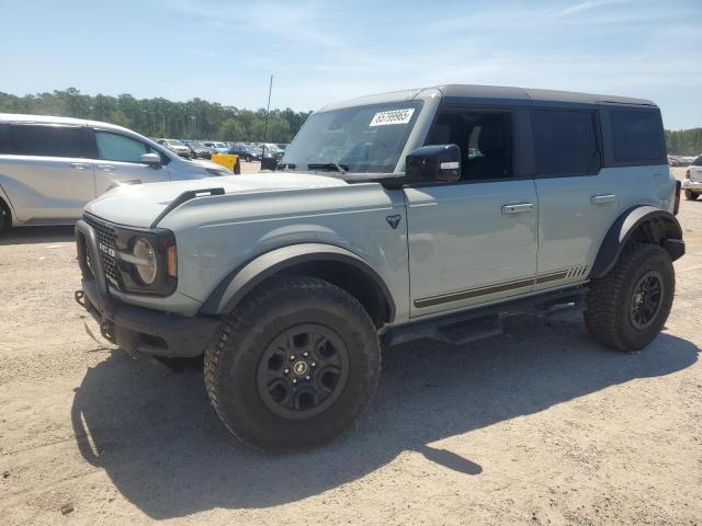  Salvage Ford Bronco