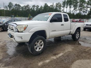  Salvage Toyota Tacoma
