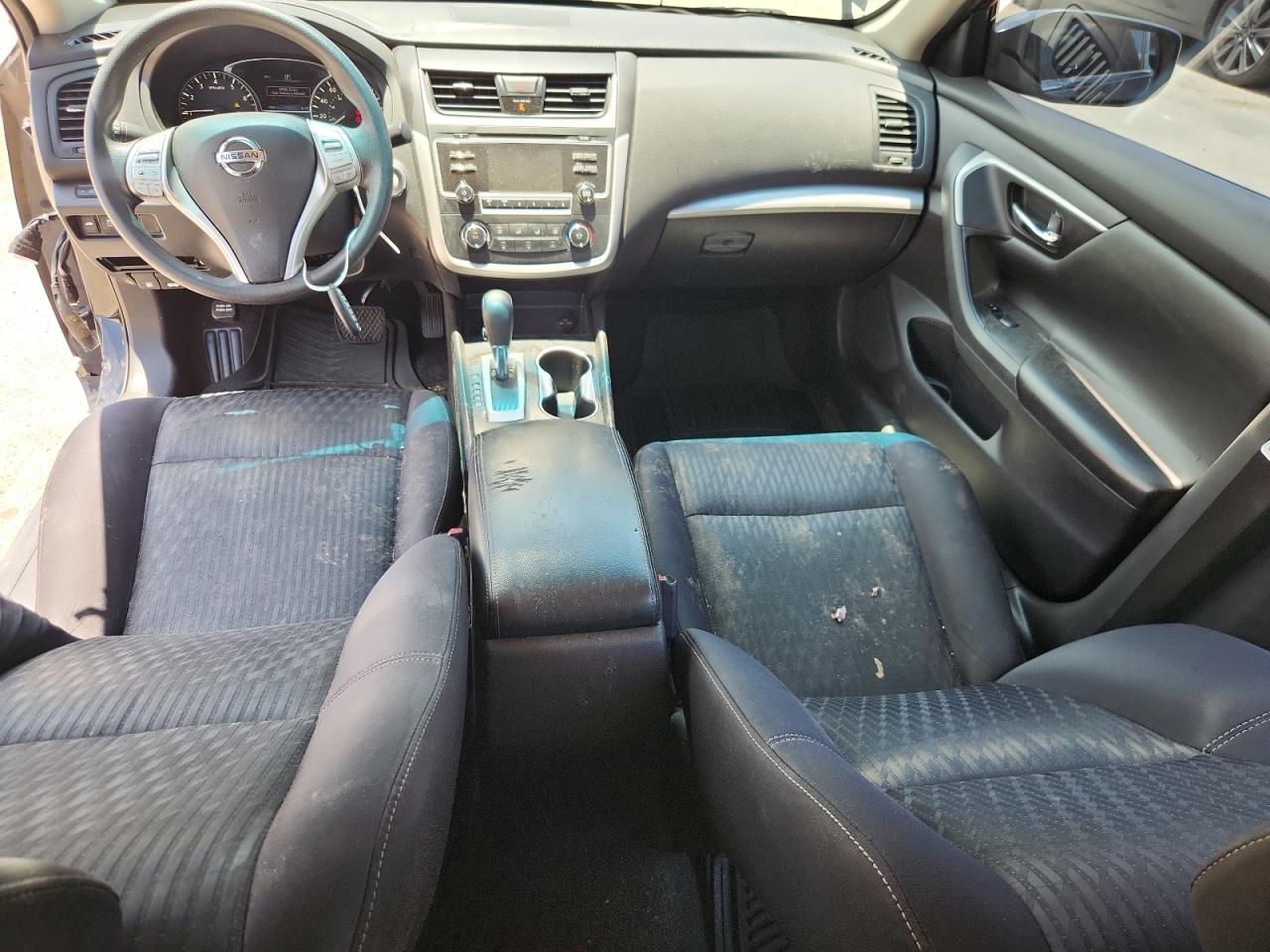 Nissan Altima 2.5 Image 7