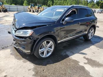  Salvage Volkswagen Touareg