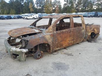  Salvage Nissan Titan