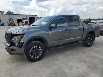  Salvage Nissan Titan