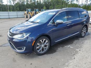  Salvage Chrysler Pacifica