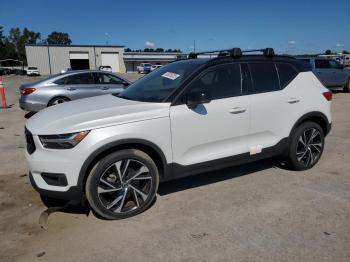  Salvage Volvo XC40