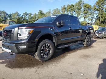  Salvage Nissan Titan