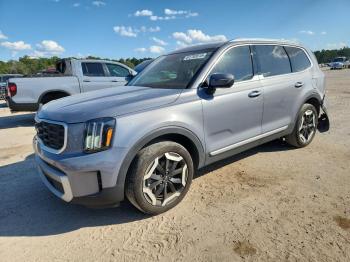 Salvage Kia Telluride
