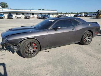  Salvage Dodge Challenger