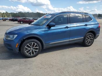  Salvage Volkswagen Tiguan