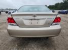 Toyota Camry Le Image 7