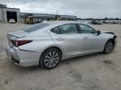 Lexus Es 300h Image 11