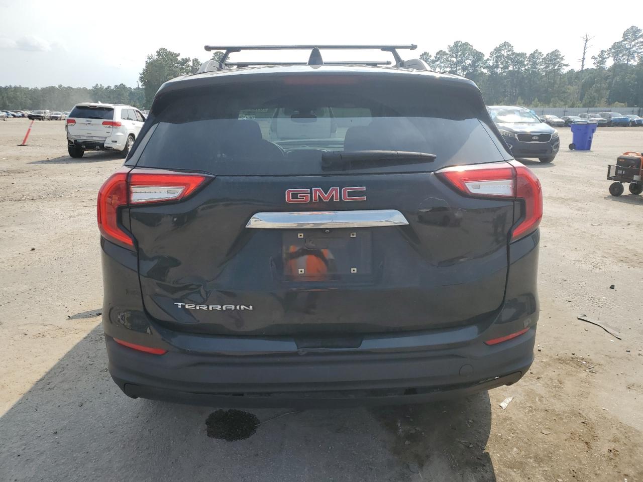 GMC Terrain Sle Image 2