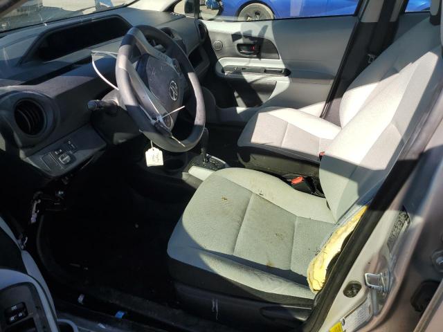 Toyota Prius Image 4