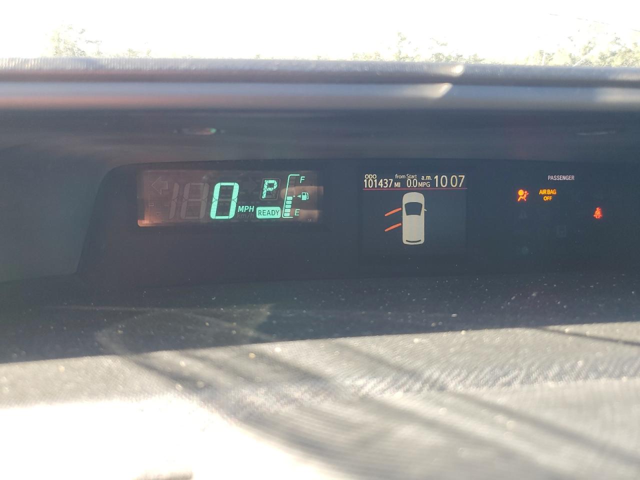 Toyota Prius Image 8