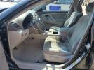 Toyota Camry Le Image 6