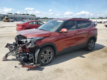  Salvage Kia Seltos