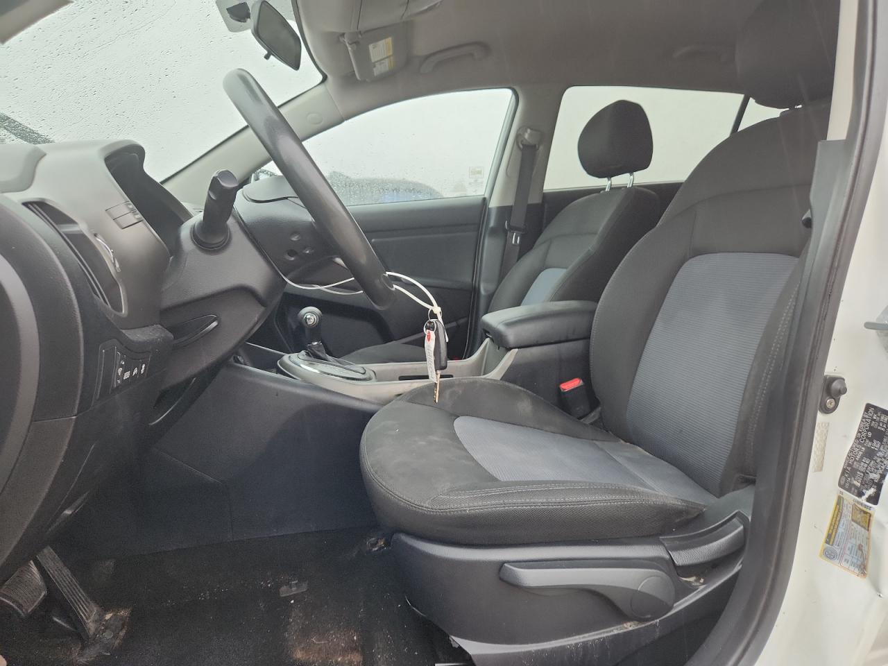 Kia Sportage Lx Image 2