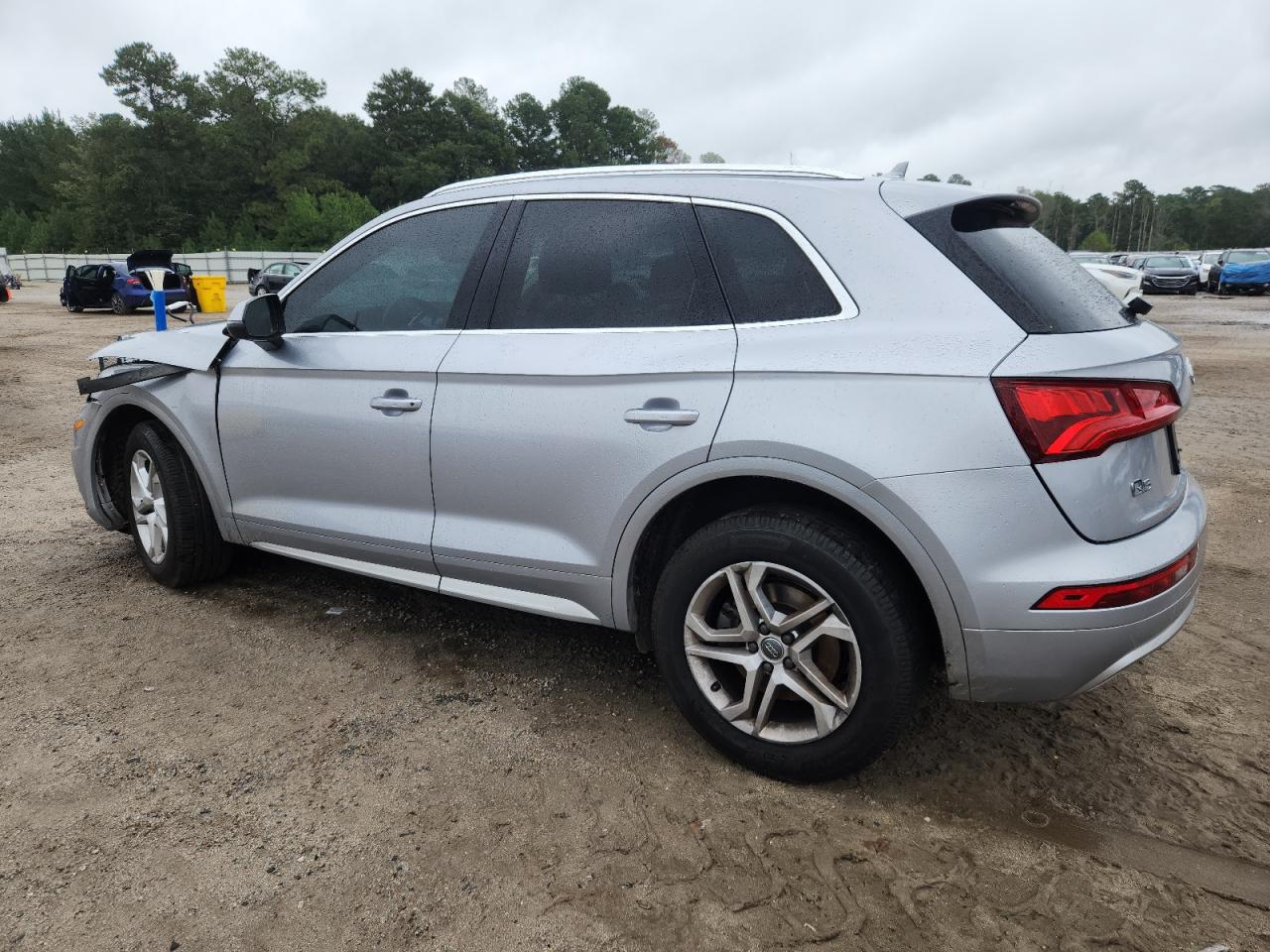 Audi Q5 Premium Image 2